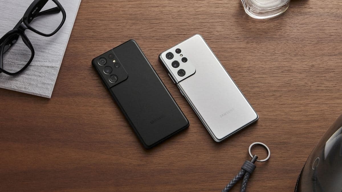 Galaxy S22 Plastik