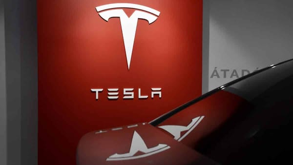 Tesla'nın Al Direktörü Şirketten Ayrıldığını Duyurdu