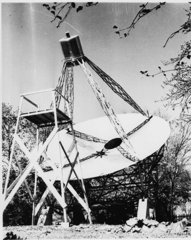 Grote Reber tarafından inşa edilen radyo teleskop