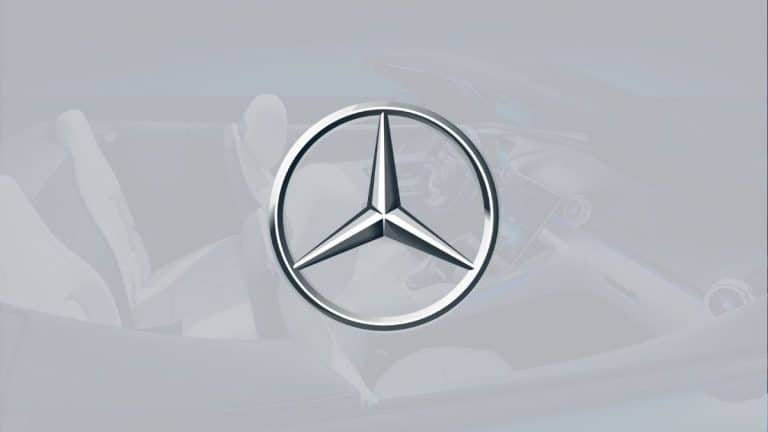 Mercedes yeni multimedya ekranı